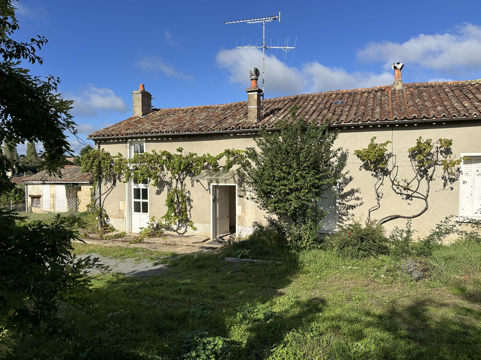 Maison 5 pièces 96 m² · à Iteuil · 96,1 m² · 101 750 €